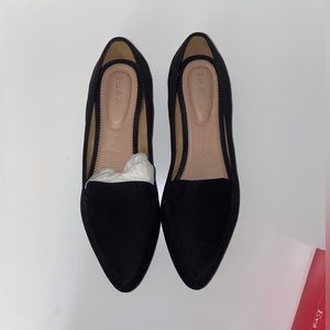 Black Pointed Toe Flats